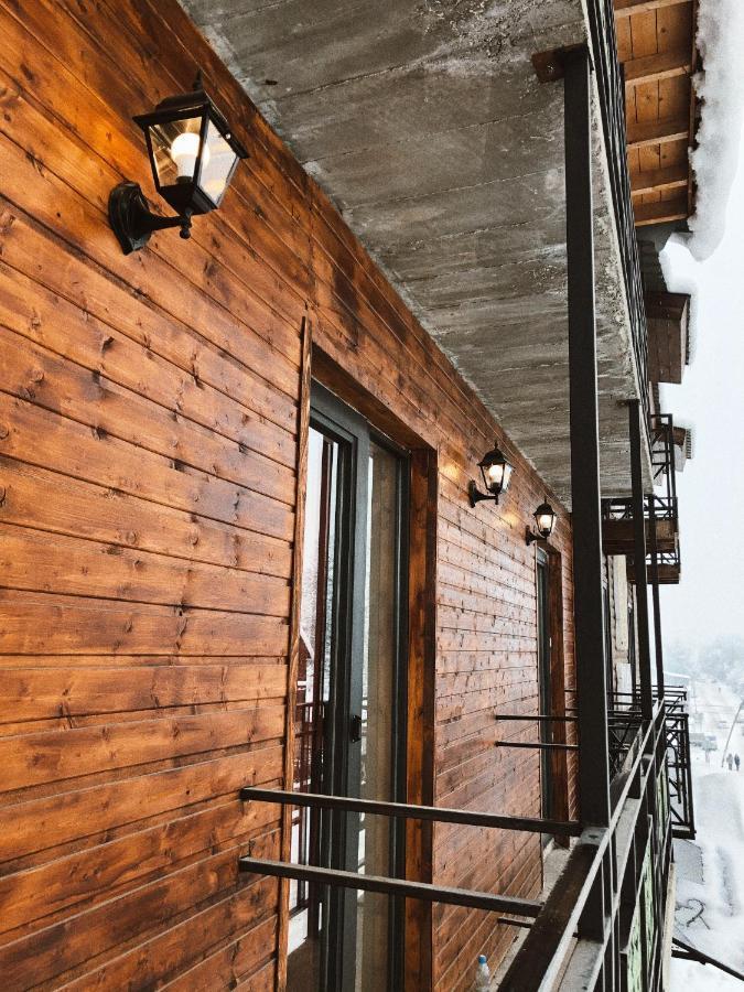 Hotel Ailama Mestia Kültér fotó