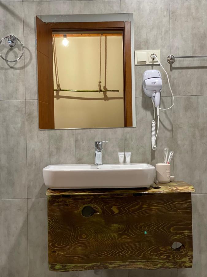 Hotel Ailama Mestia Kültér fotó