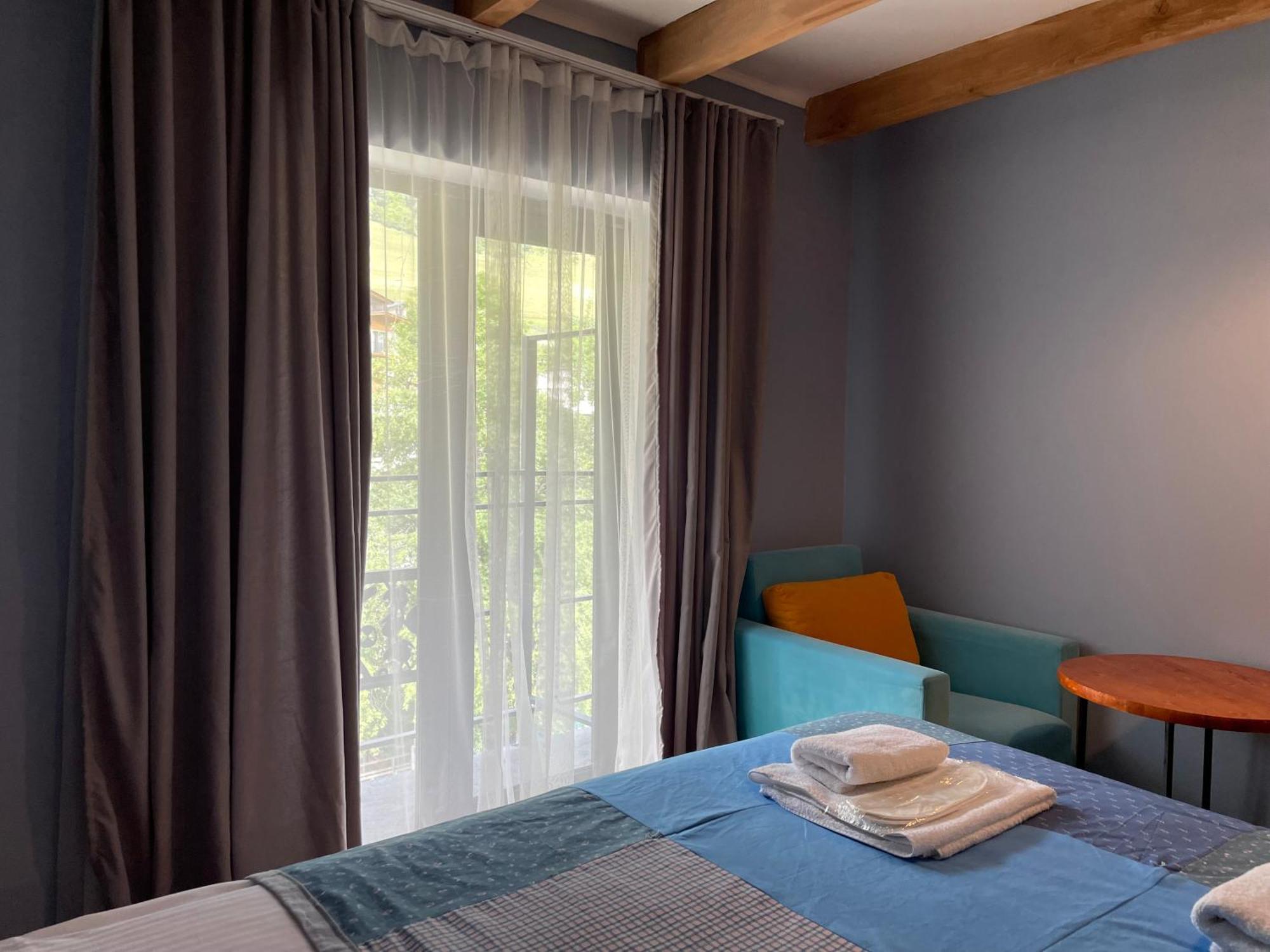 Hotel Ailama Mestia Kültér fotó