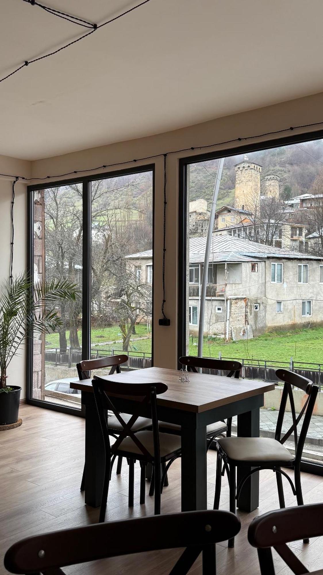 Hotel Ailama Mestia Kültér fotó