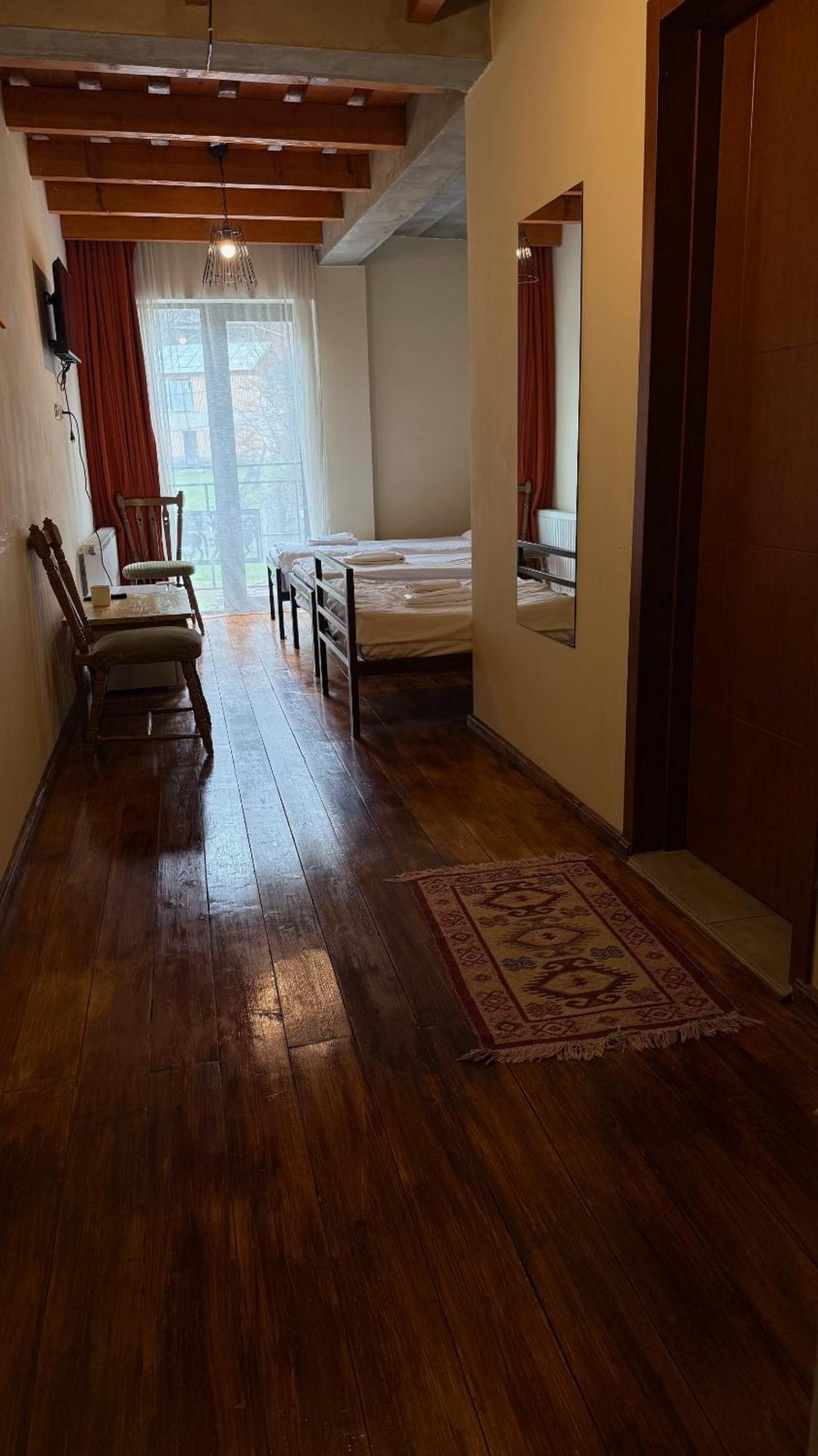 Hotel Ailama Mestia Kültér fotó