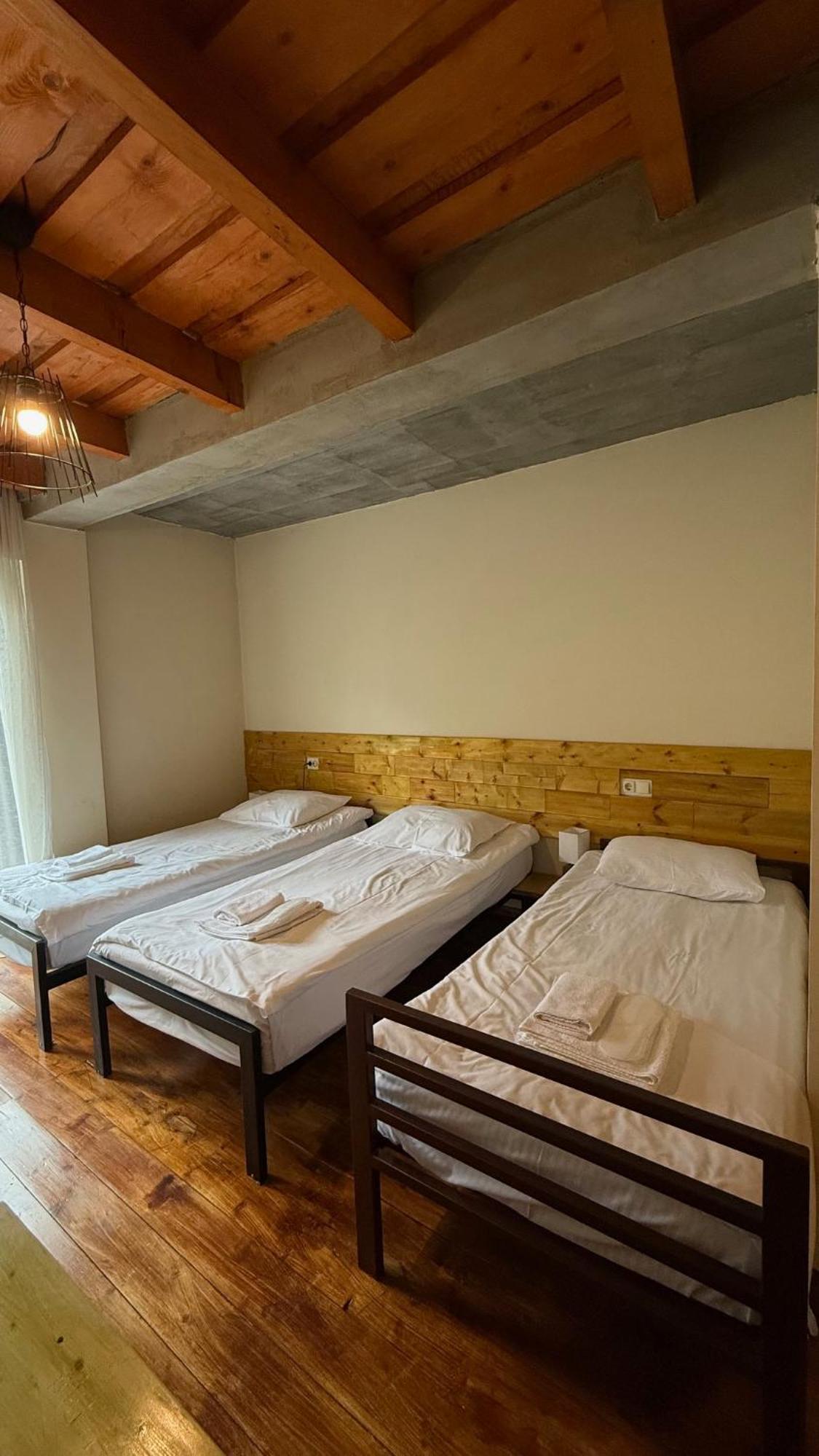 Hotel Ailama Mestia Kültér fotó